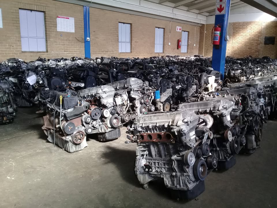 RENAULT ENGINES AND GEARBOXES FOR SALE - Private Seller
