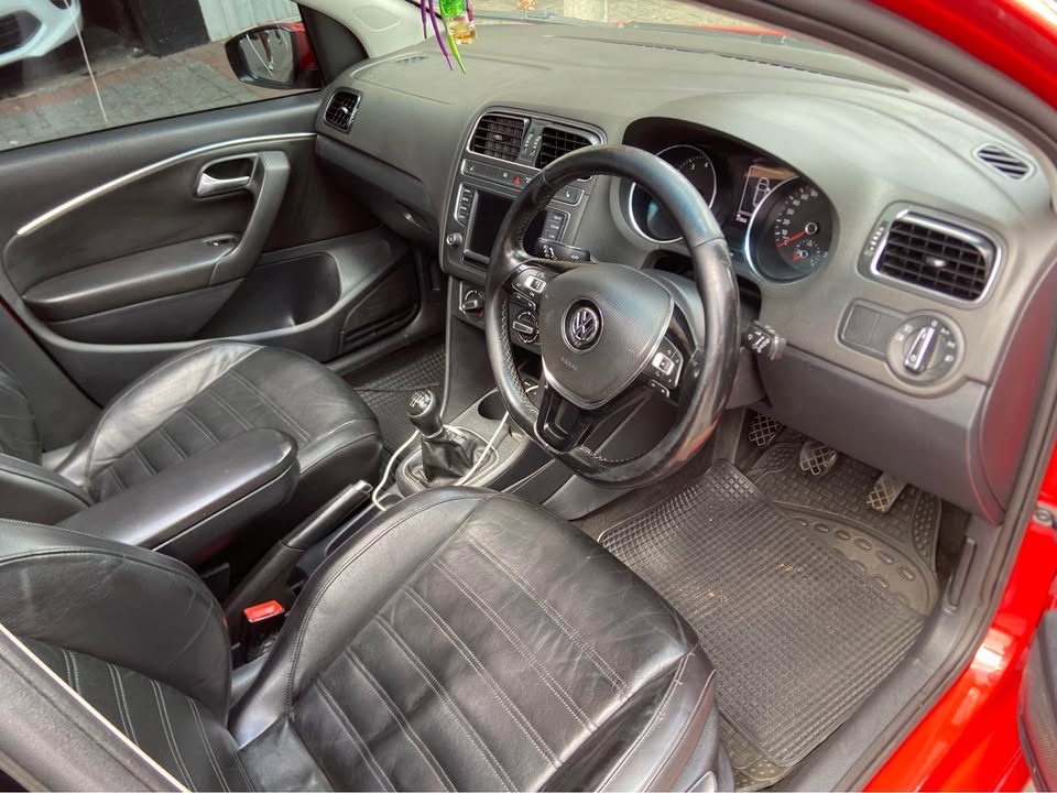 2015 Polo TSI 1.0 Comfortline 77000km