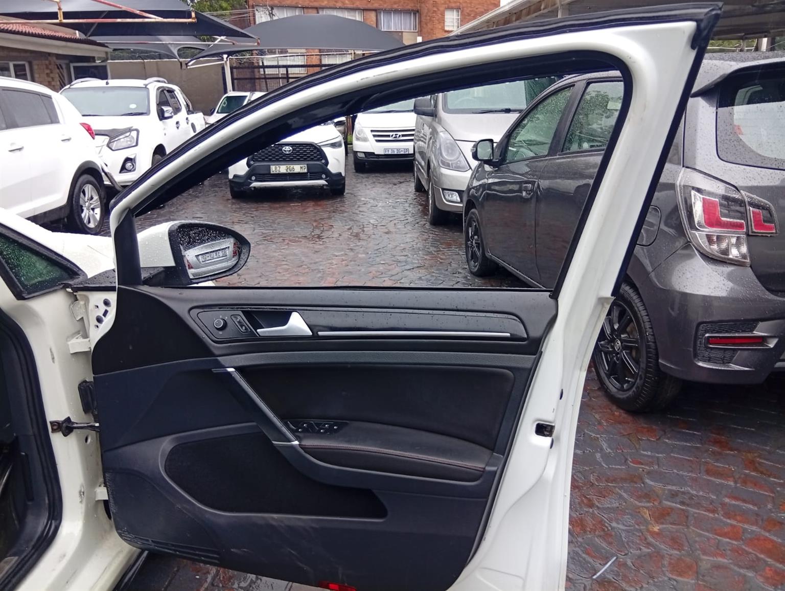 2016 Volkswagen Golf VII GTi DSG MK7 2.0 TSi Hatch Sunroof  Automatic L