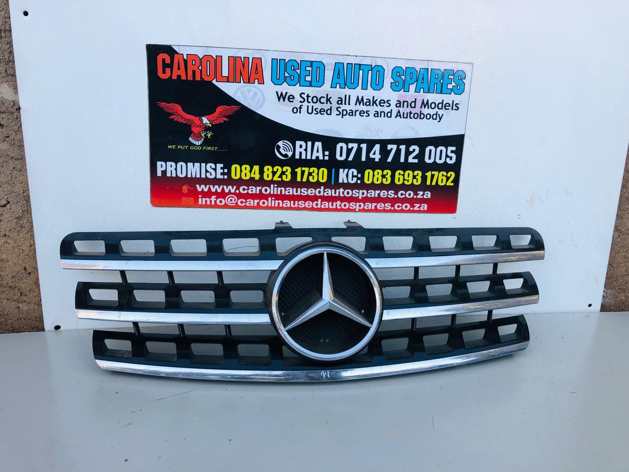 Mercedes Benz W164 ML300/ML350/ML500 chrome radiator grill - Private Seller Mercedes Benz W164 ML300/ML350/ML500 chrome radiator grill - Private Seller