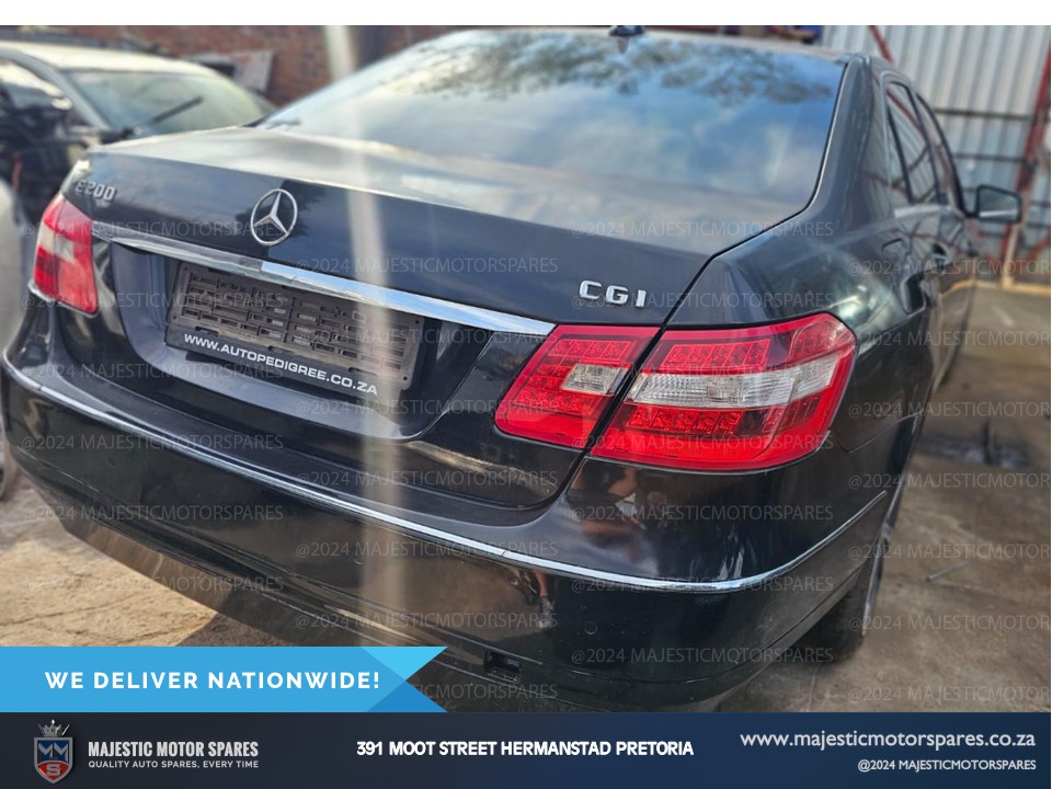 2010 mercedes-benz e200 cgi rear bumper for sale - Private Seller