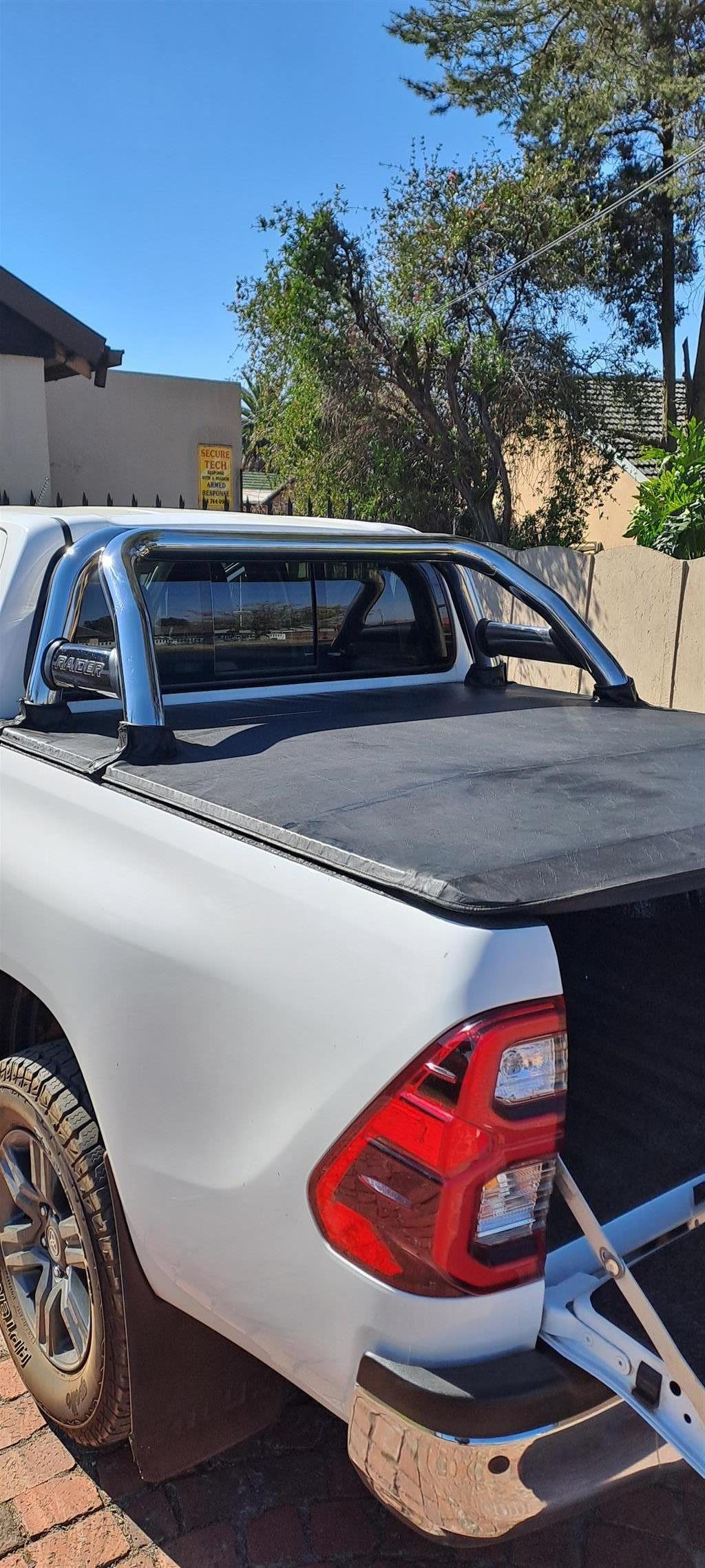 Toyota Clip on Cover and Roll Bar - Private Seller