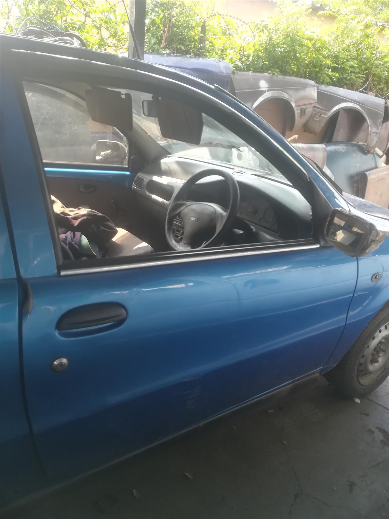 FIAT PALIO (2 DOOR) RIGHT FRONT DOOR - Private Seller FIAT PALIO (2 DOOR) RIGHT FRONT DOOR - Private Seller