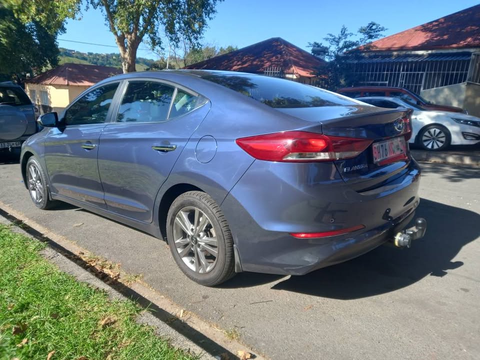 2019 Hyundai Elantra 1.6 Petrol, AUTOMATIC, BLUE Color, Mileage 67000kms, SERVICE boo