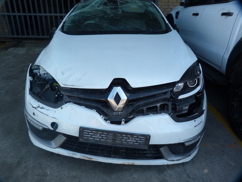 Renault MeganeIII 2.0 GT Line Coupe Cabrio Manual White - 2016 STRIPPING FOR SPA - Private Seller