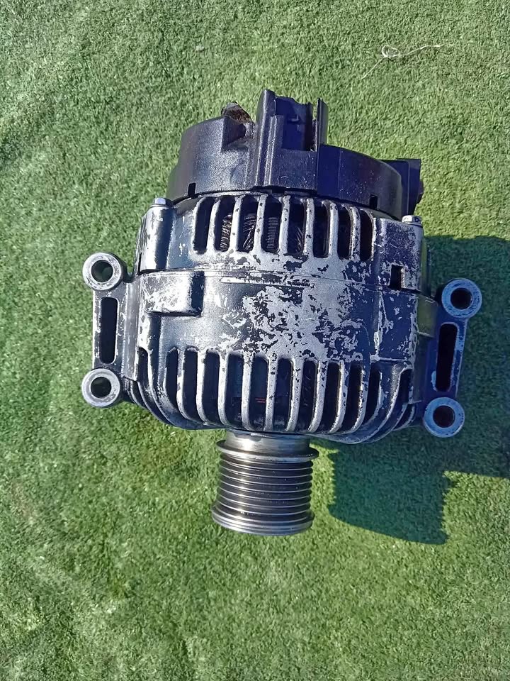 MERCEDES BENZ OM642 3.0 DIESEL ENGINE ALTERNATOR  FOR SALE W164/ SPRINTER /W204 /W212/ VITO