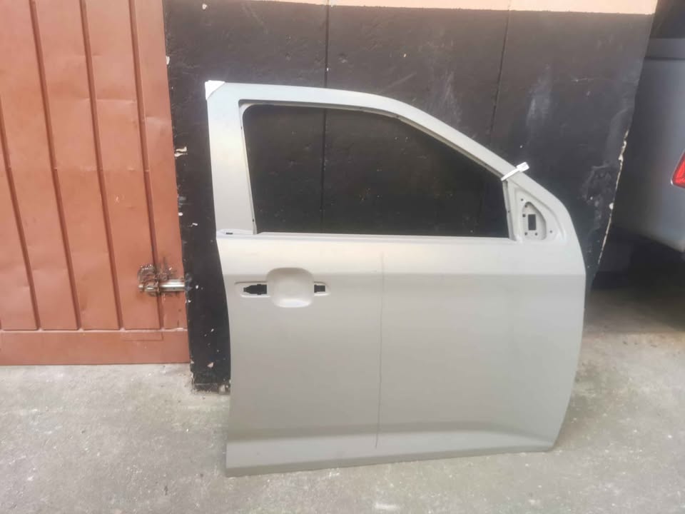 Isuzu Dmax 2023 right door single cab - Private Seller Isuzu Dmax 2023 right door single cab - Private Seller