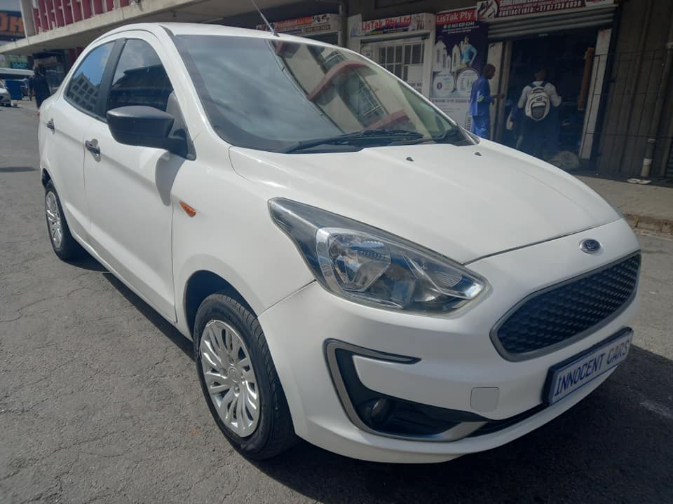 2019 FORD FIGO SEDAN 1.2 PETROL, MANUAL TRANSMISSION, WHITE COLOUR, MILEAGE 84000