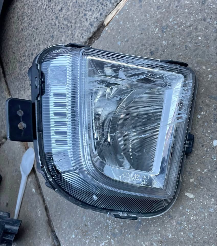 Foton Tunland G7 Yutu8/9 fog light - Private Seller