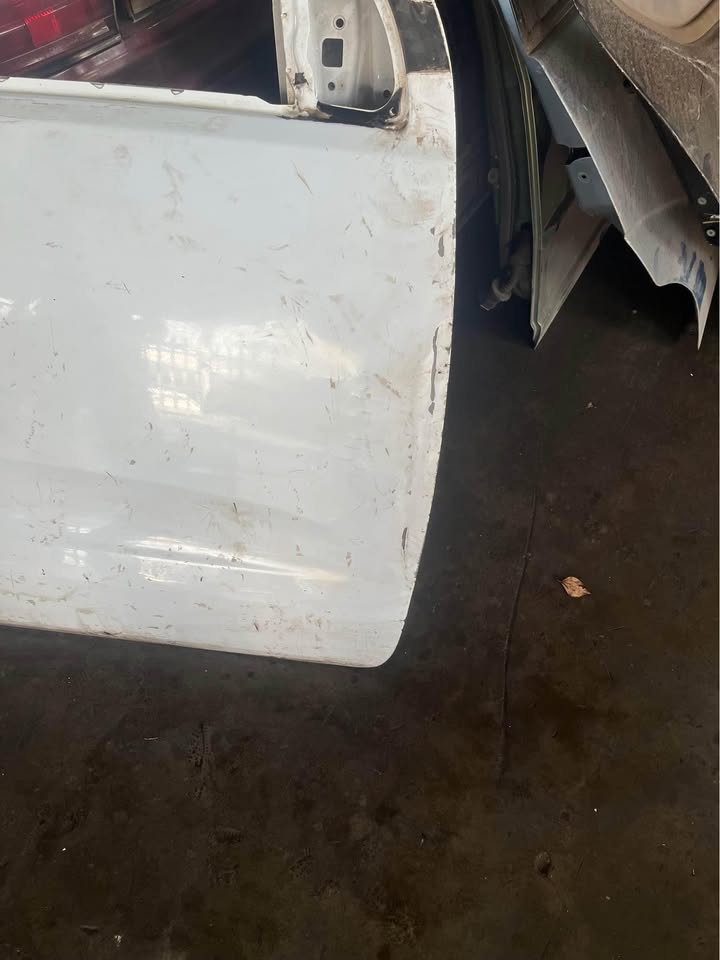Ford Ranger T6 Door Right Side - Private Seller Ford Ranger T6 Door Right Side - Private Seller