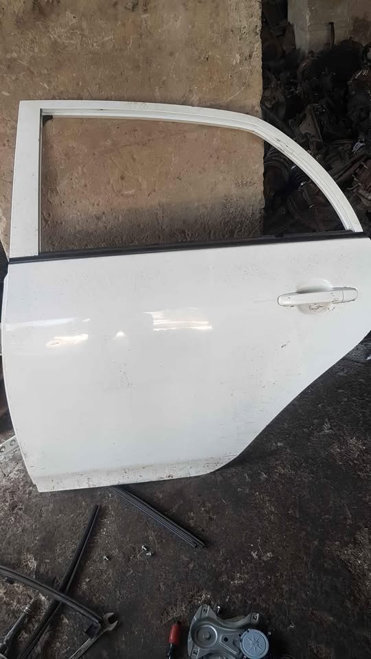 Toyota quest doors used - Private Seller Toyota quest doors used - Private Seller
