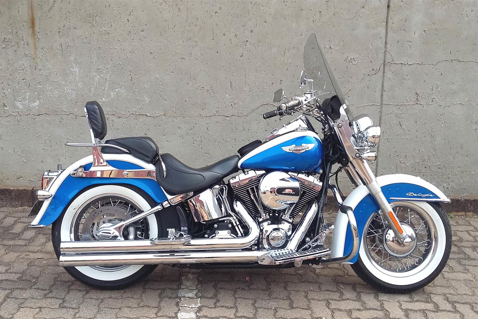 Stunning 2012 Softail Deluxe with Lots of Extras! - Private Seller Stunning 2012 Softail Deluxe with Lots of Extras! - Private Seller