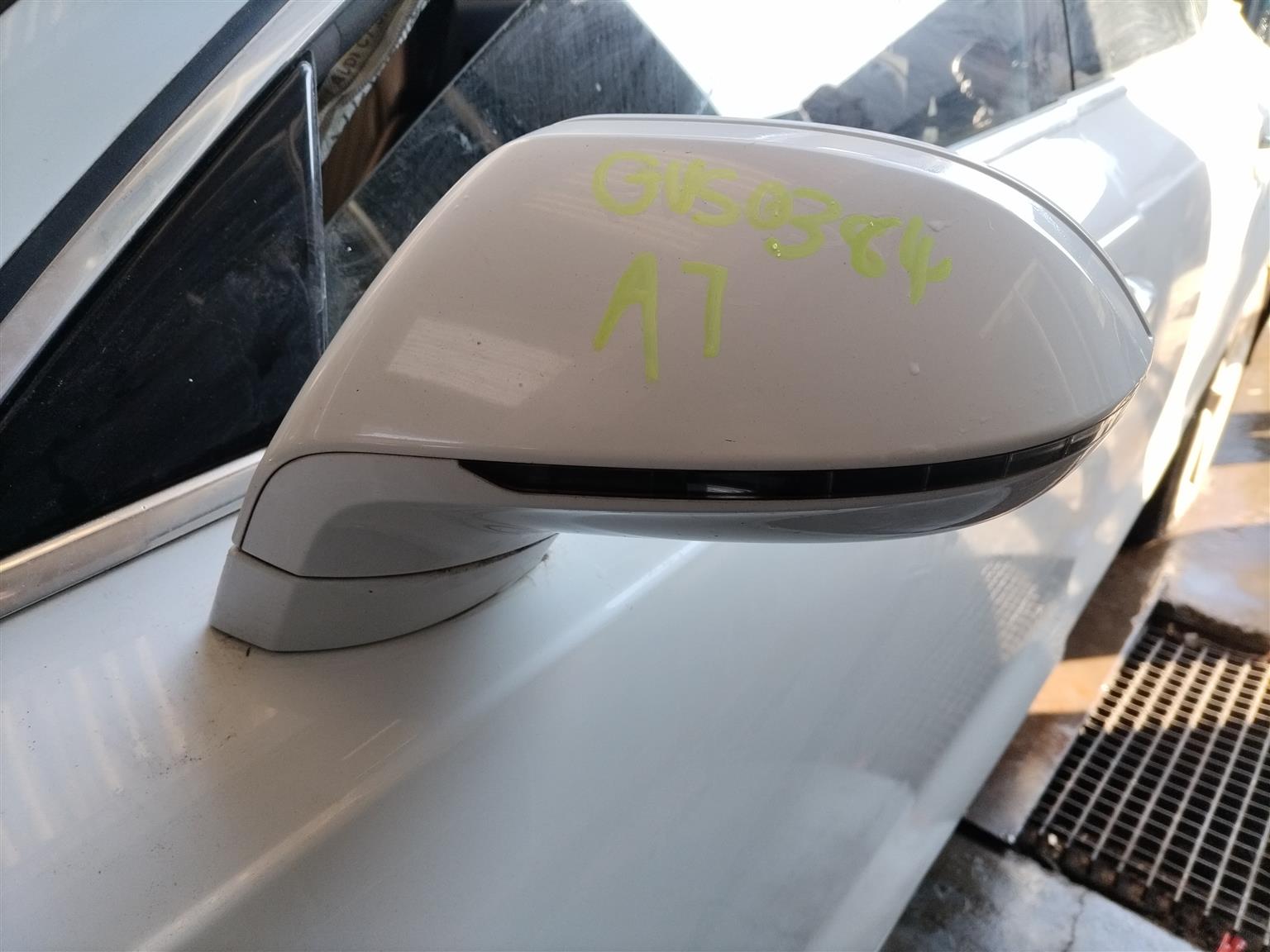 Audi a7 tdi quattro s line door mirror for sale genuine - Private Seller
