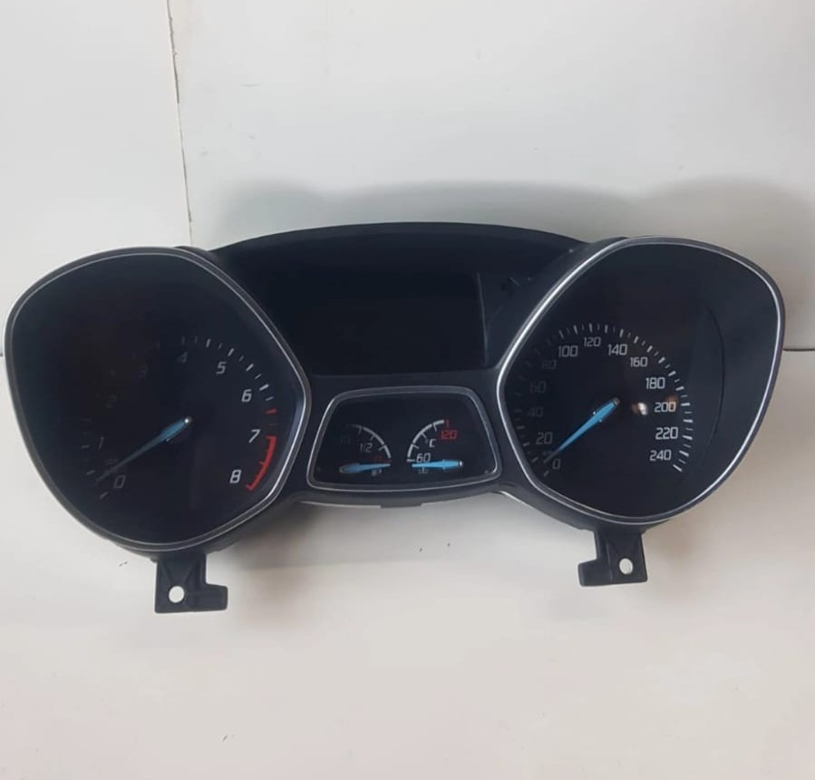 Ford Focus (2015-2017) Cluster - Private Seller Ford Focus (2015-2017) Cluster - Private Seller