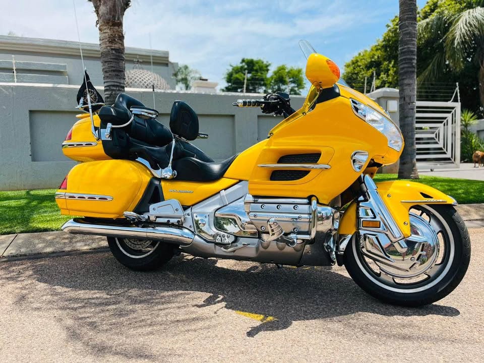 05 HONDA GOLDWING GL1800 - Private Seller