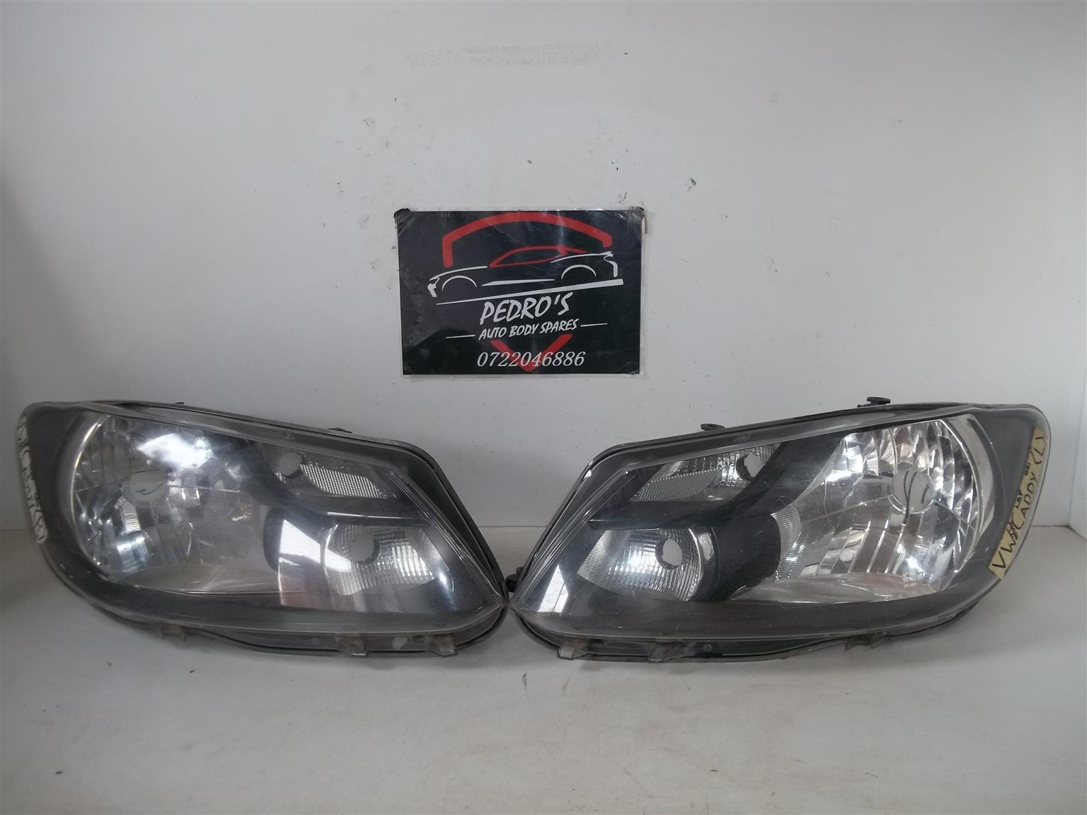 VW Caddy '10-'15 L&R headlights (Pair) - Private Seller VW Caddy '10-'15 L&R headlights (Pair) - Private Seller