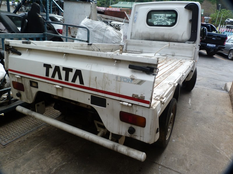 Tata Super Ace 1.4 EX2 DLS Manual White - 2017 STRIPPING FOR SPARES - Private Seller Tata Super Ace 1.4 EX2 DLS Manual White - 2017 STRIPPING FOR SPARES - Private Seller