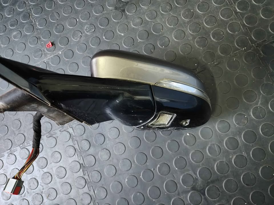 JAGUAR XF MIRROR - LEFT 08-11 - Private Seller