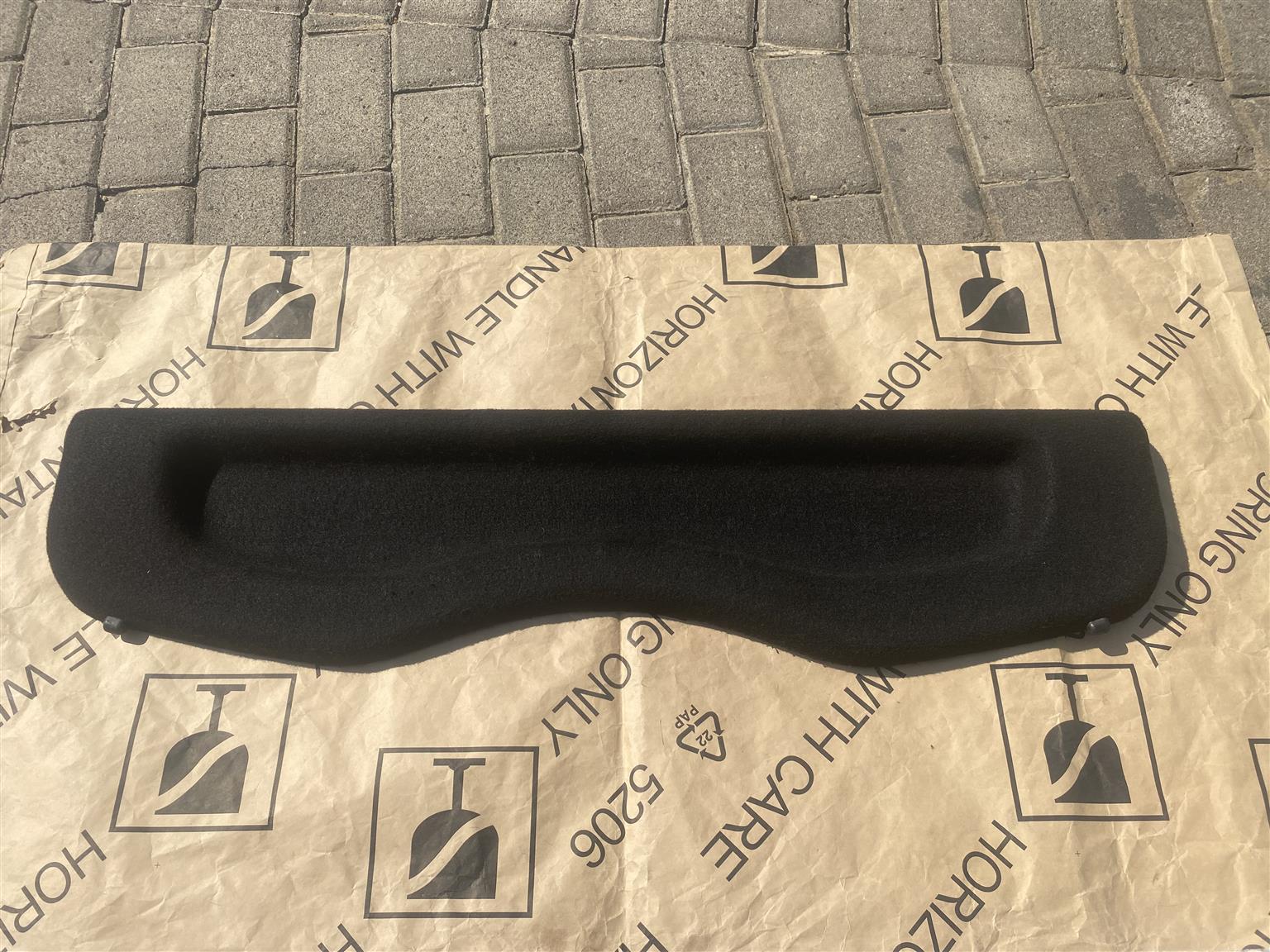 2017 OPEL ADAM PARCEL SHELF FOR SALE. IN PRISTINE CONDITION - Private Seller 2017 OPEL ADAM PARCEL SHELF FOR SALE. IN PRISTINE CONDITION - Private Seller