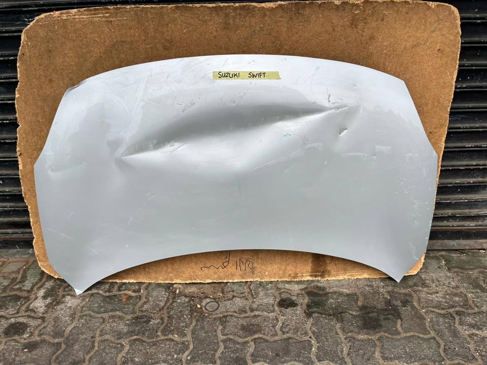 Suzuki Swifts Bonnet - Private Seller Suzuki Swifts Bonnet - Private Seller