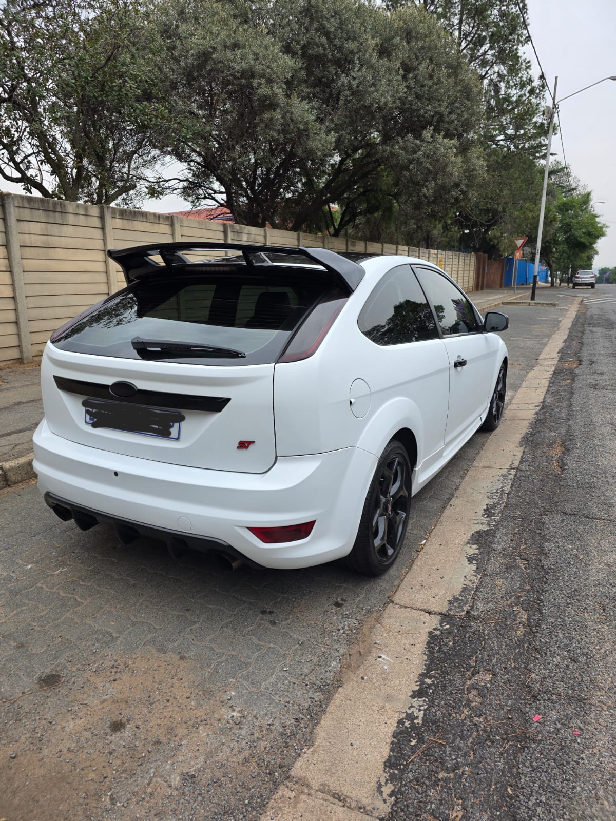 Used 2009 Ford Focus ST 3-door - Private Seller Used 2009 Ford Focus ST 3-door - Private Seller