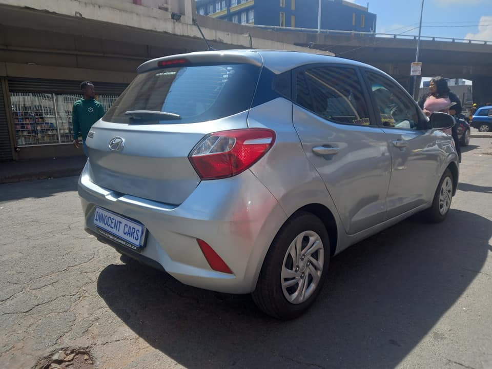 2021 HYUNDAI i10 GRAND, PETROL, SILVER COLOUR, MILEAGE 35000KM