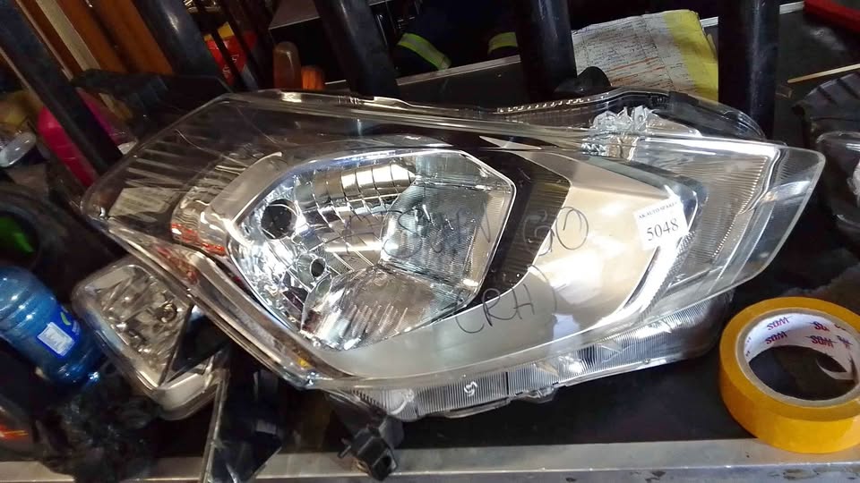 DATSUN GO HEADLIGHTS - Private Seller DATSUN GO HEADLIGHTS - Private Seller
