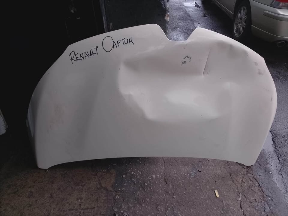 Renault Capture Bonnet - Private Seller
