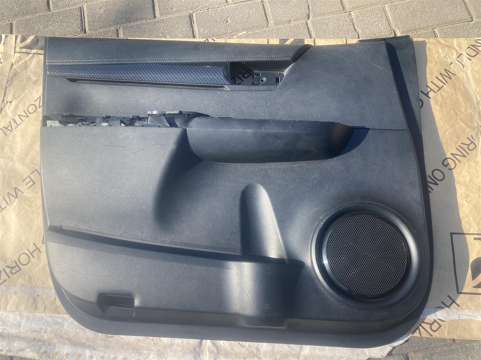 2019 TOYOTA HILUX GD-6 LEFT FRONT DOOR PANEL FOR SALE. IN PRISTINE CONDITION