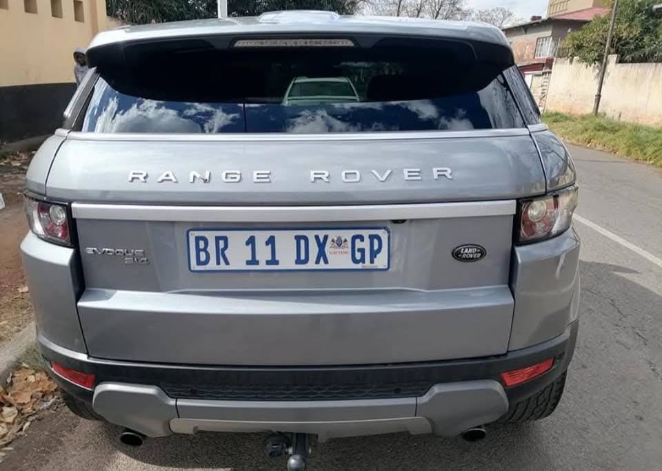 2012 RANGE ROVER EVOQUE AUTOMATIC TRANSMISSION IN EXCELLENT CONDITION