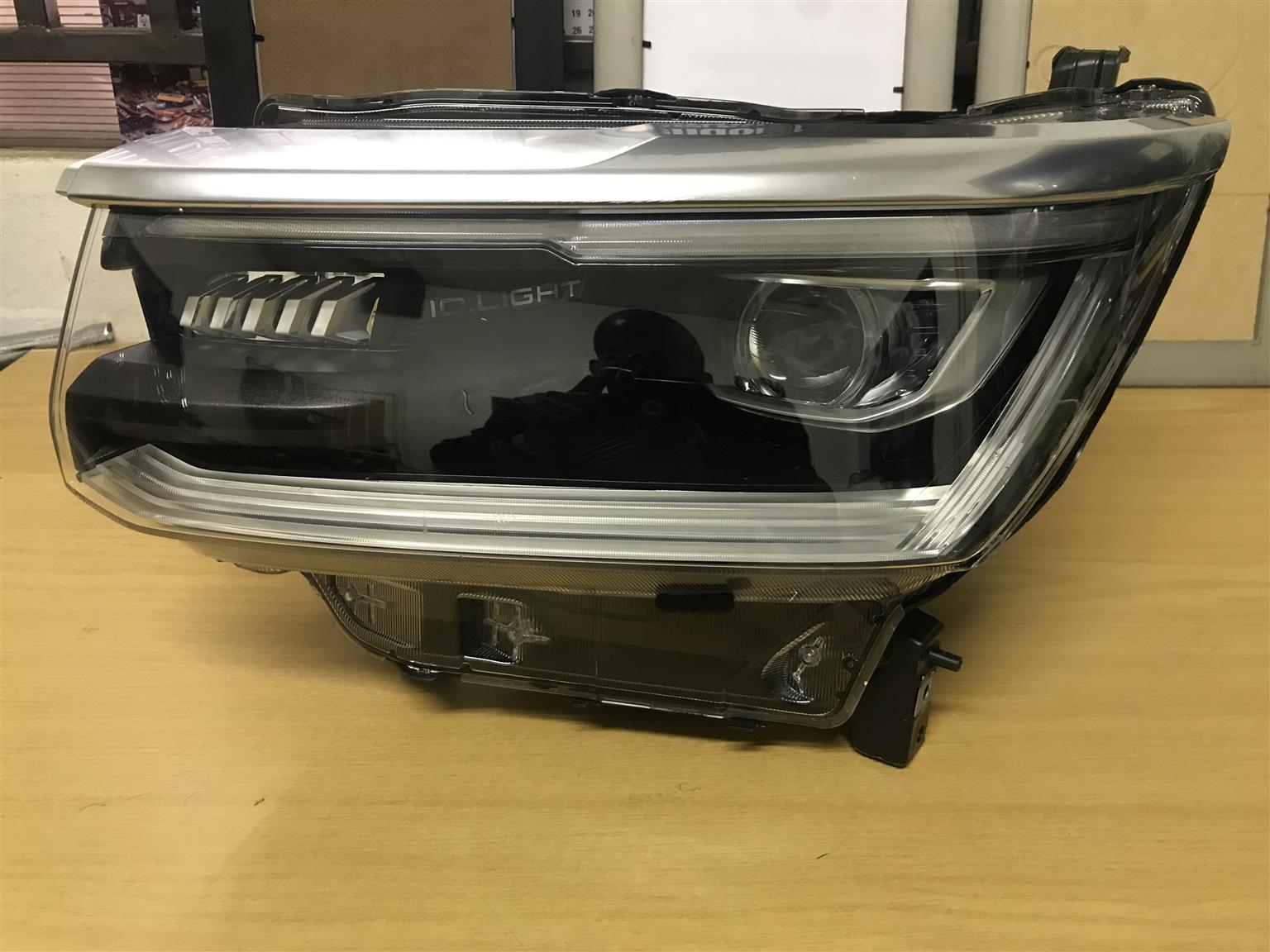 2023 VW Amarok Headlight Junk Mail