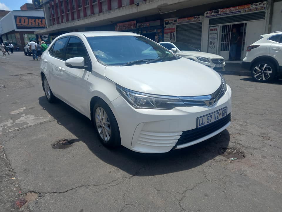 2015 TOYOTA COROLLA PRESTIGE 1.6 PETROL, MANUAL TRANSMISSION, WHITE COLOUR