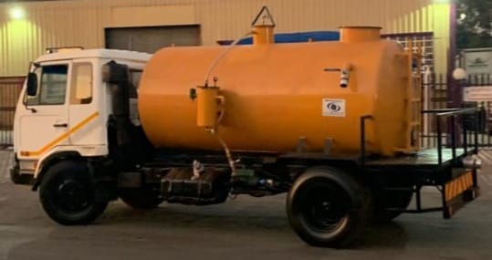 Toilet waste removal lorry/truck Septic Tank Pump outs, Honey Sucker for hire, Sewage removal & Disposal