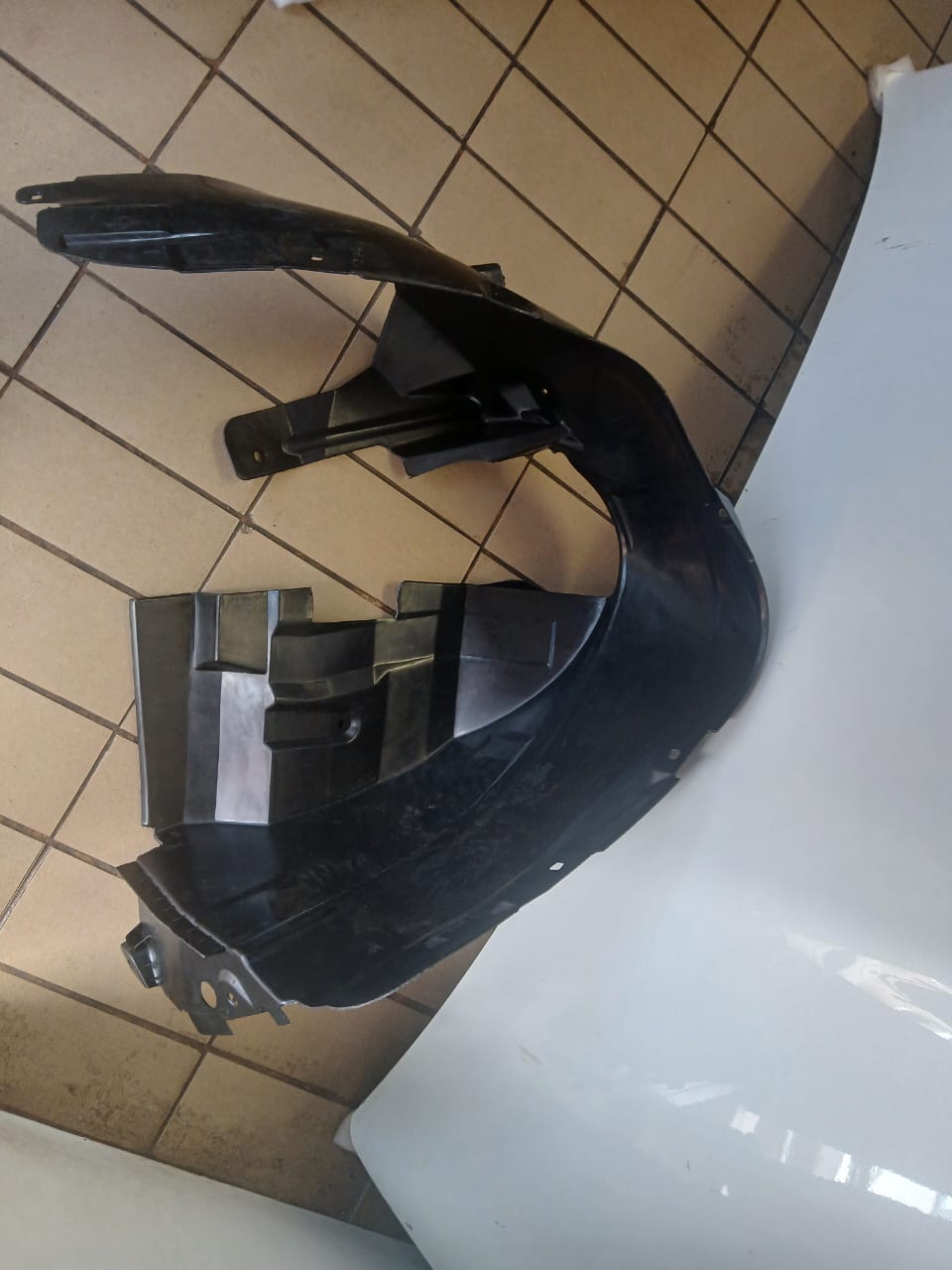 2023 RENAULT TRIBER FENDER LINER FOR SALE (RIGHT SIDE) - Private Seller 2023 RENAULT TRIBER FENDER LINER FOR SALE (RIGHT SIDE) - Private Seller