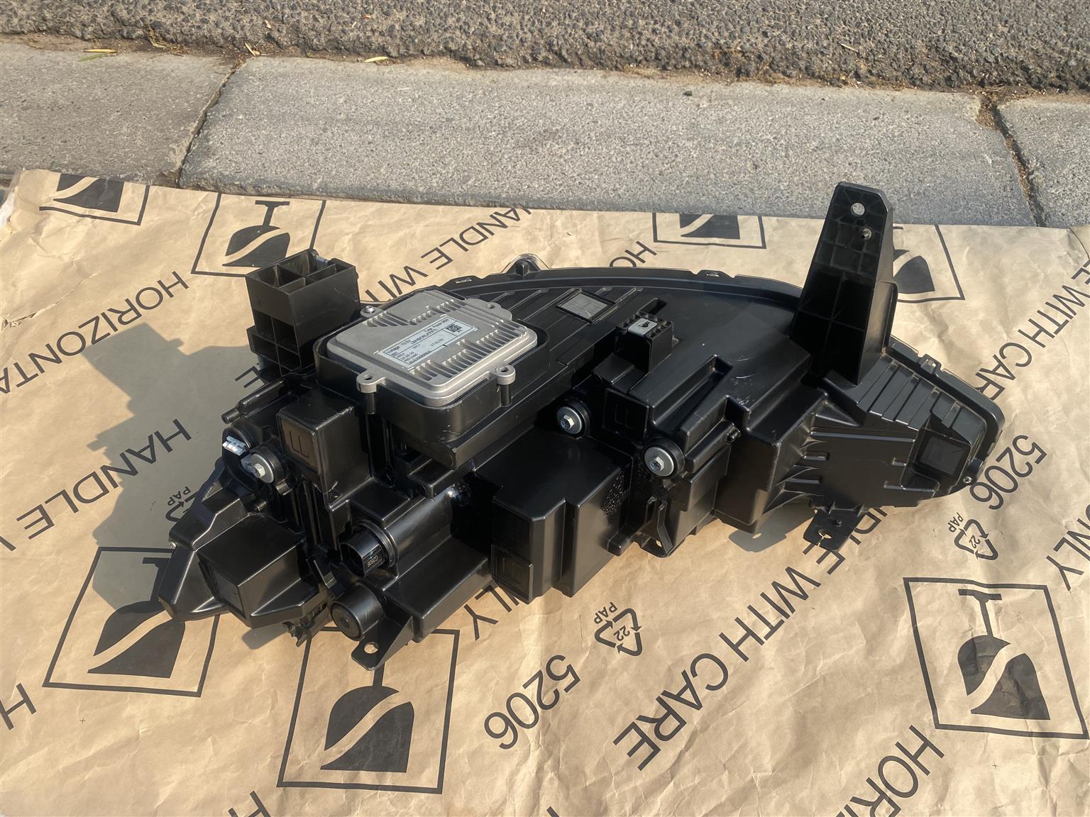 2024 HAVAL H6 FULL LED HEADLIGHT RIGHT SIDE FOR SALE. IN PRISTINE CONDITION - Private Seller