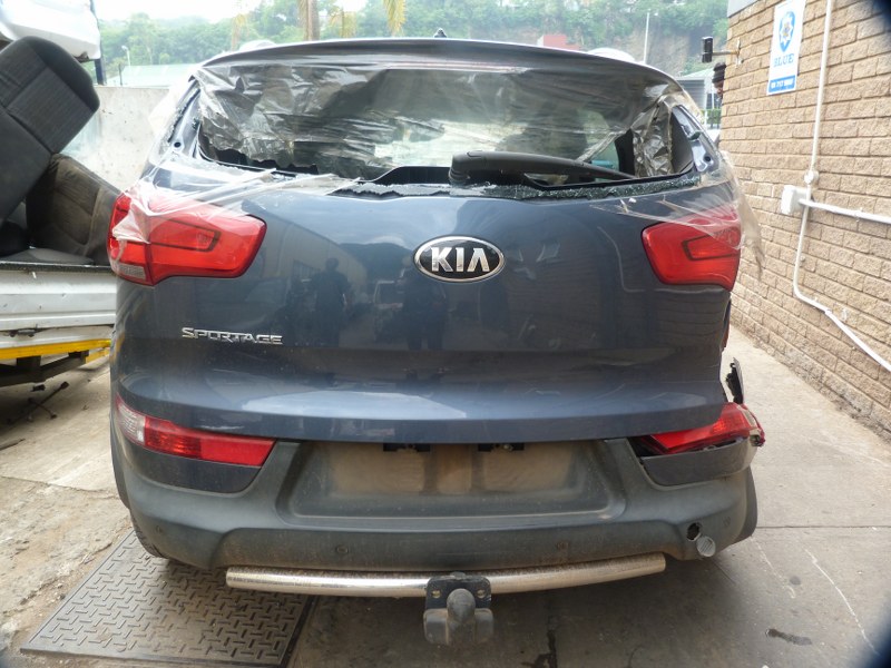 Kia Sportage 2.0 AT Grey - 2015 STRIPPING FOR SPARES - Private Seller Kia Sportage 2.0 AT Grey - 2015 STRIPPING FOR SPARES - Private Seller