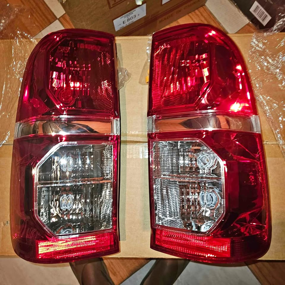 Toyota Hilux Vigo Tail Lights
