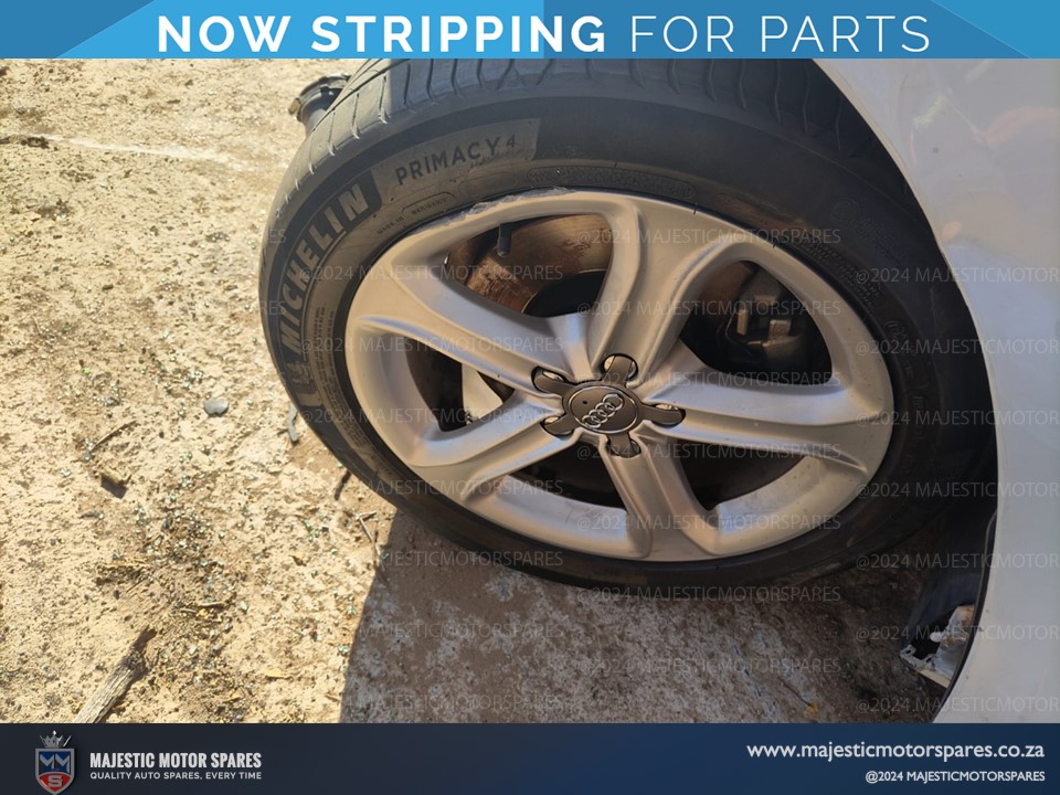 2014 Audi Facelift B8 2.0 TDI Second Hand Mag Rim Tires for Sale!