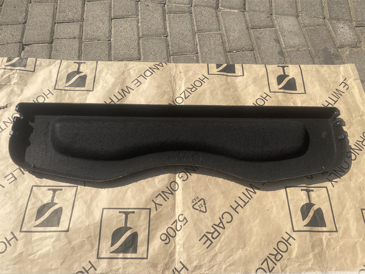 2017 OPEL ADAM PARCEL SHELF FOR SALE. IN PRISTINE CONDITION - Private Seller 2017 OPEL ADAM PARCEL SHELF FOR SALE. IN PRISTINE CONDITION - Private Seller