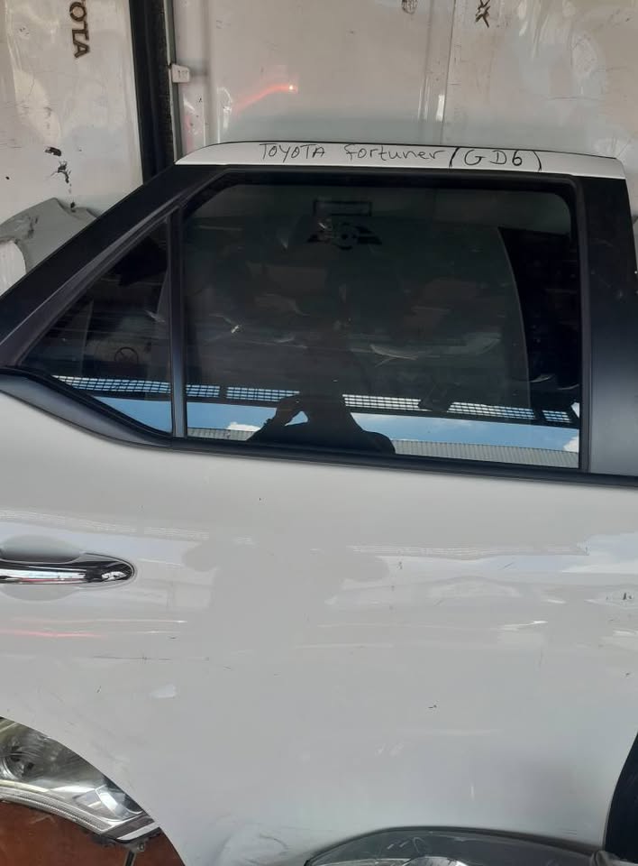 Toyota Fortuner GD6 Door - Private Seller Toyota Fortuner GD6 Door - Private Seller
