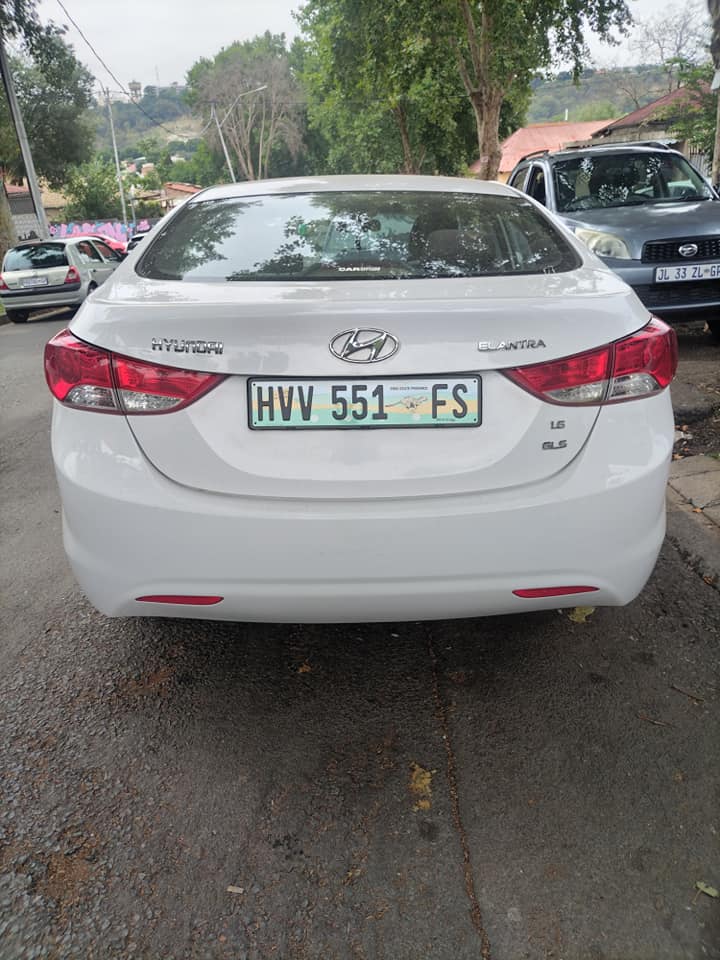 2014 Hyundai Elantra 1.6 Sedan