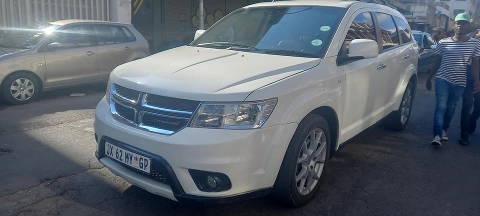 2014 DODGE JOURNEY RT 3.6 PETROL, AUTOMATIC TRANSMISSION, WHITE COLOUR