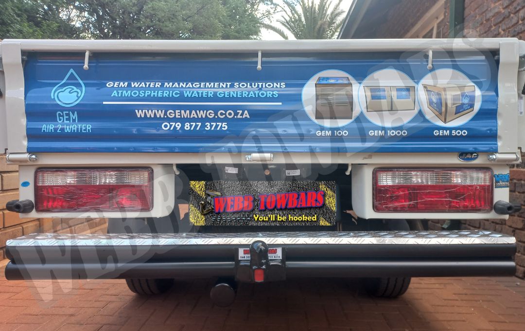 JAC Motors X200 Double Tube and Step Towbars