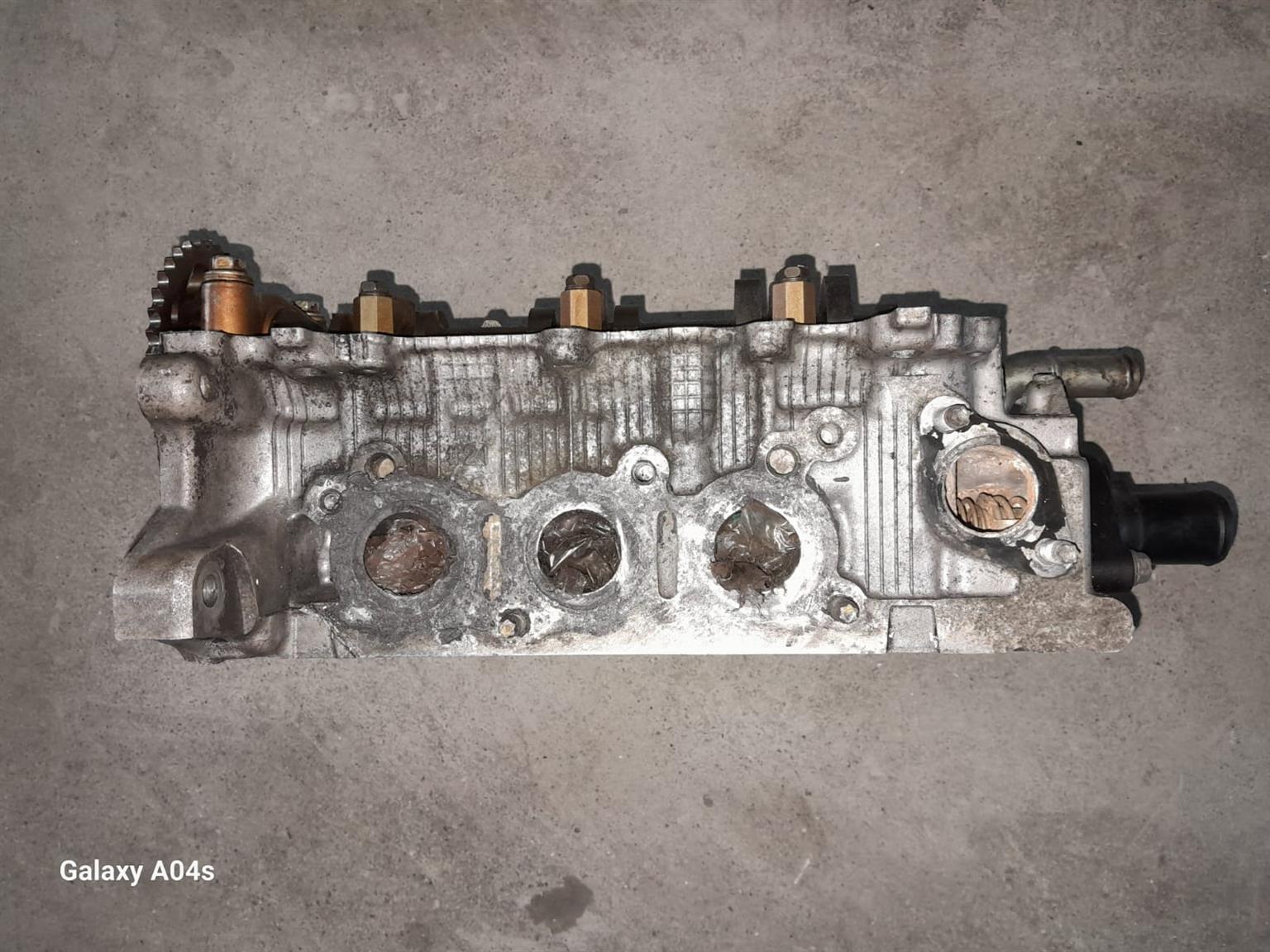 TOYOTA YARIS 1.0L CYLINDER HEAD FOR SALE - Private Seller
