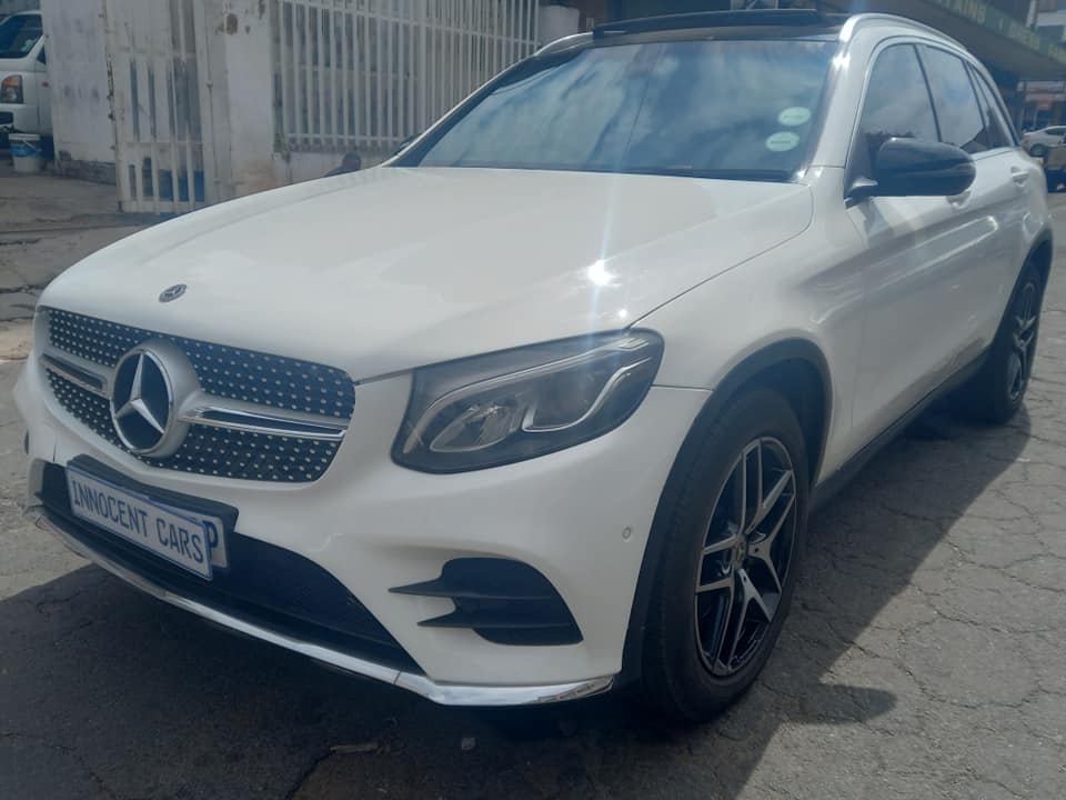 2018 MERCEDES BENZ 220d GLC DIESEL, AMG 4MATIC, AUTOMATIC, WHITE COLOUR