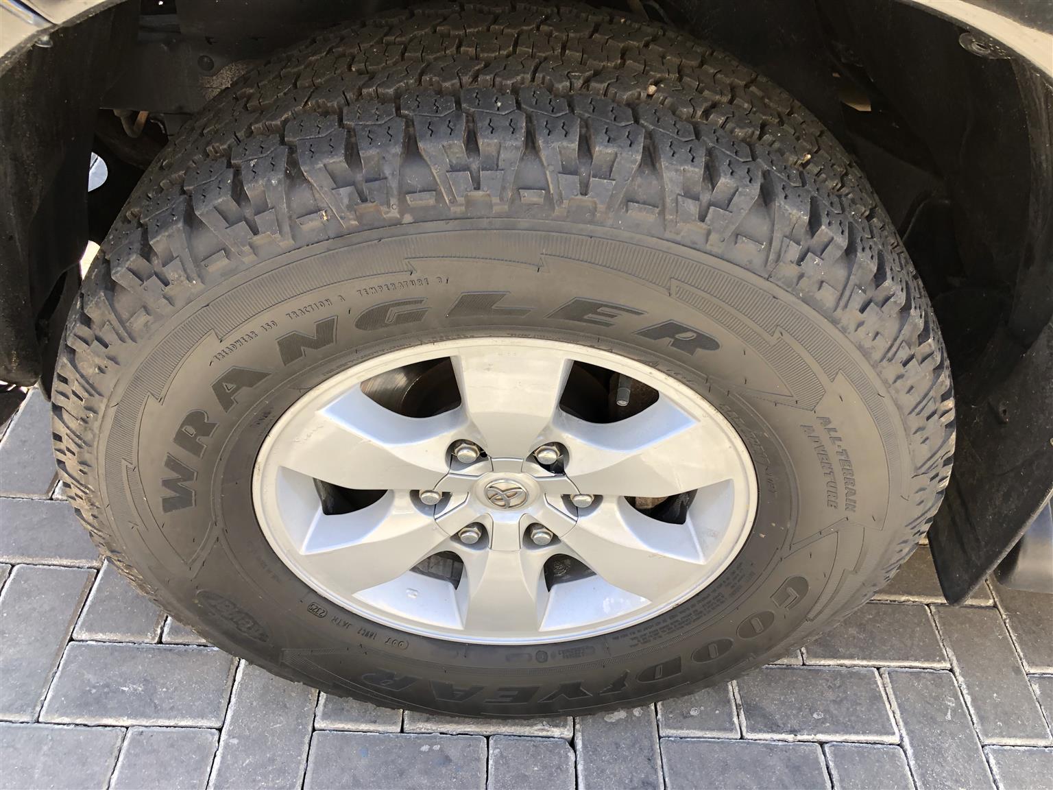 Used 2009 Toyota Hilux 3.0D-4D Raider - Private Seller