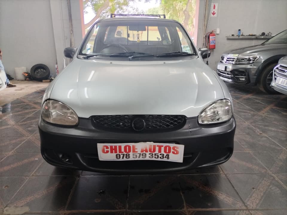 2003 Opel corsa 1.7 Diesel Manual, Silver 159.000km Service book