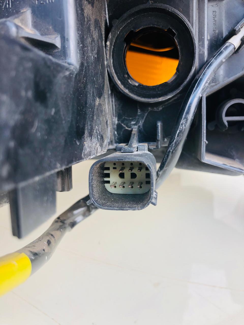 Ford Ranger T7/T8 standard adjustable left and right side headlights - Private Seller Ford Ranger T7/T8 standard adjustable left and right side headlights - Private Seller