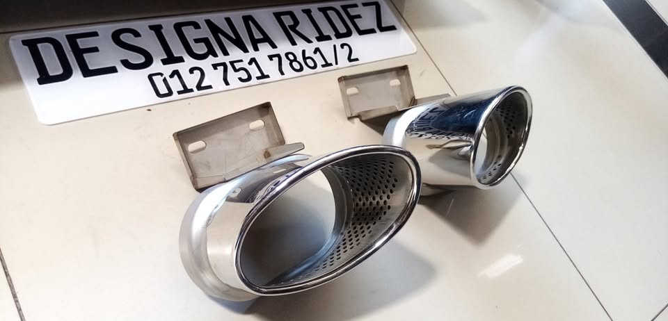 AUDI RS3 EXHAUST TIPS - Private Seller AUDI RS3 EXHAUST TIPS - Private Seller