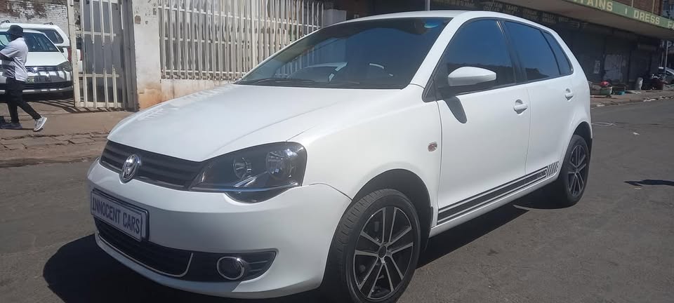 2017 VW POLO VIVO 1.4 MANUAL TRANSMISSION, WHITE COLOUR, MILEAGE 75000KM